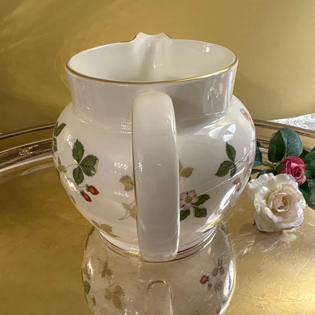 英国製　希少　ウェッジウッド　ワイルドストロベリー　ピッチャーorジャグ