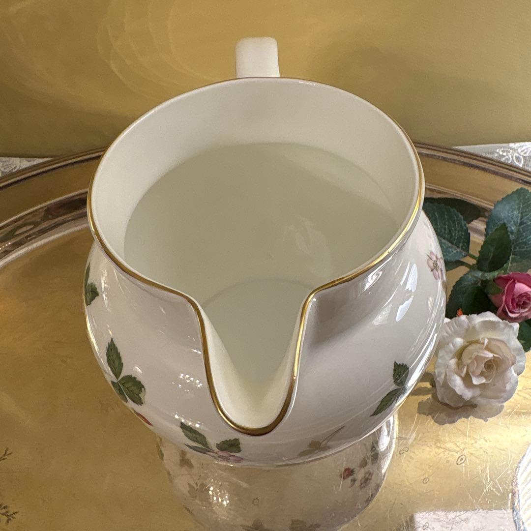 英国製　希少　ウェッジウッド　ワイルドストロベリー　ピッチャーorジャグ