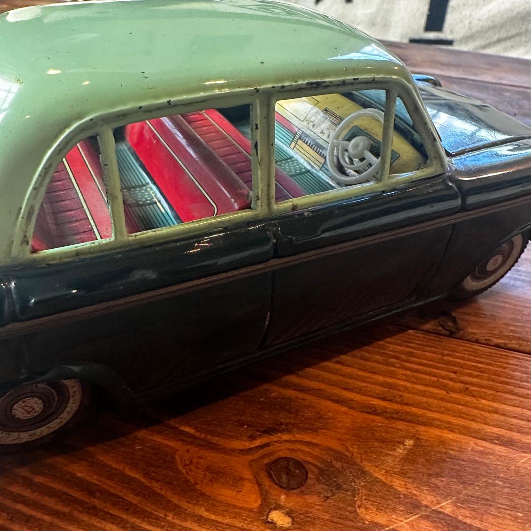 昭和レトロ　ブリキ おもちゃ　ダットサン　ブルーバード　希少