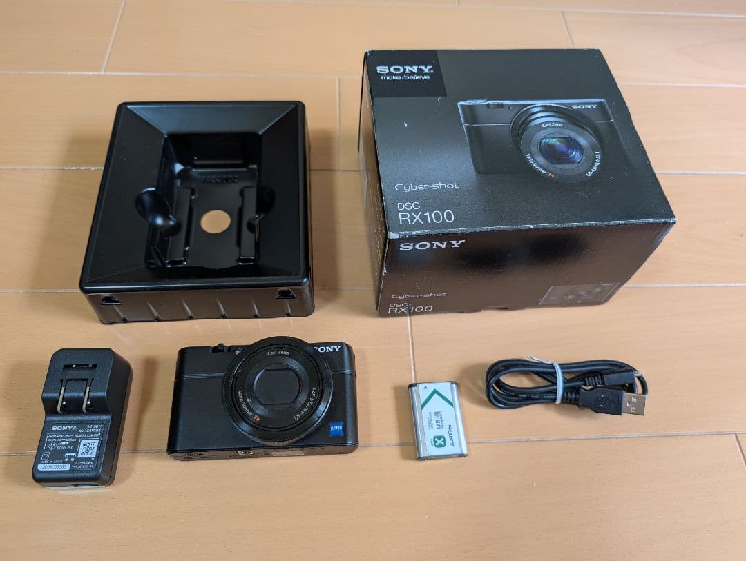 デジタルカメラ SONY Cyber-shot RX100(DSC-RX100)