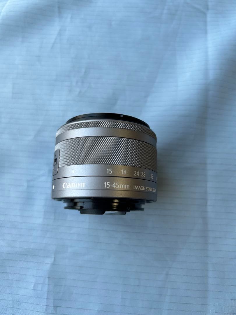 Canon EOS kissMホワイト ミラーレス一眼カメラ　ダブルズームキット