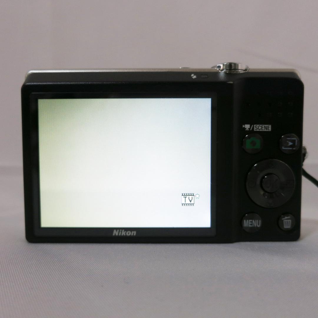 Nikon COOLPIX S570 コンパクトデジタルカメラ