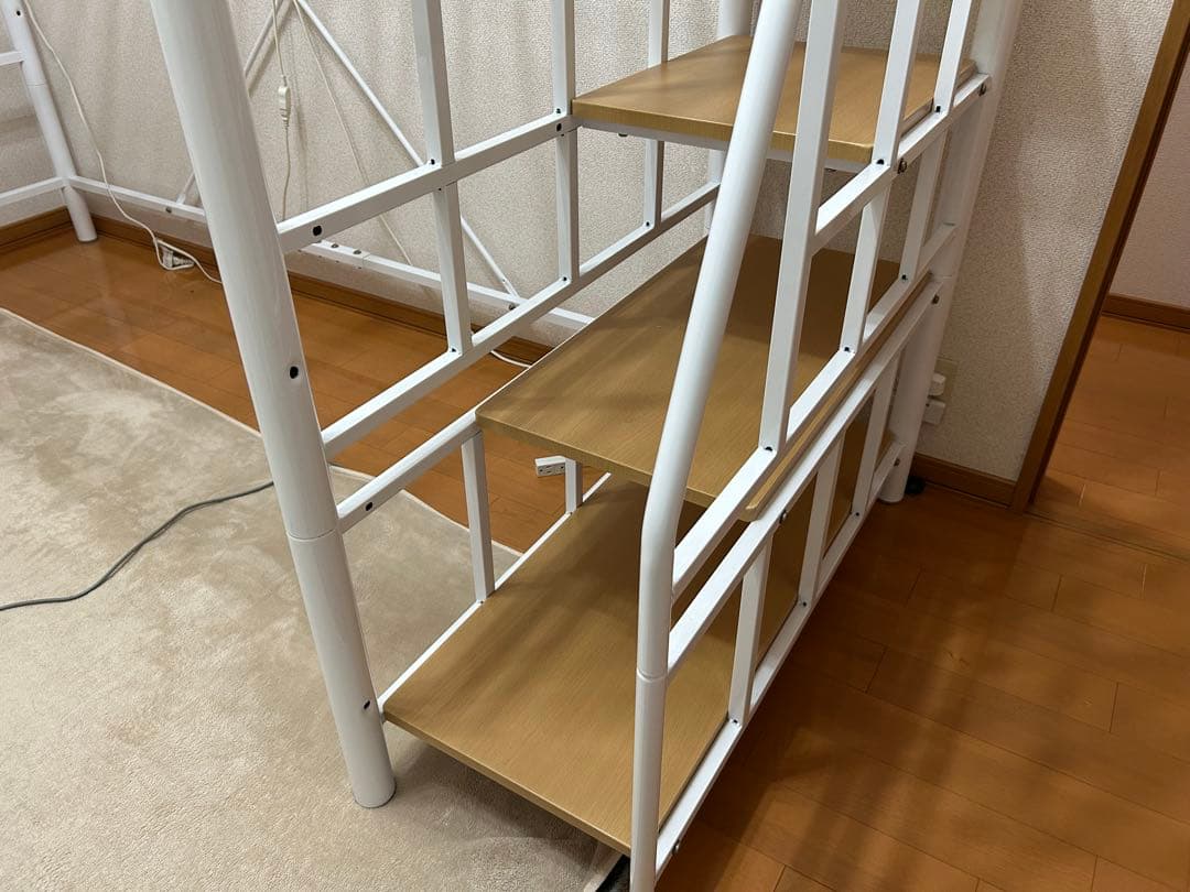 ホワイトロフトベッド スチール製 階段付き