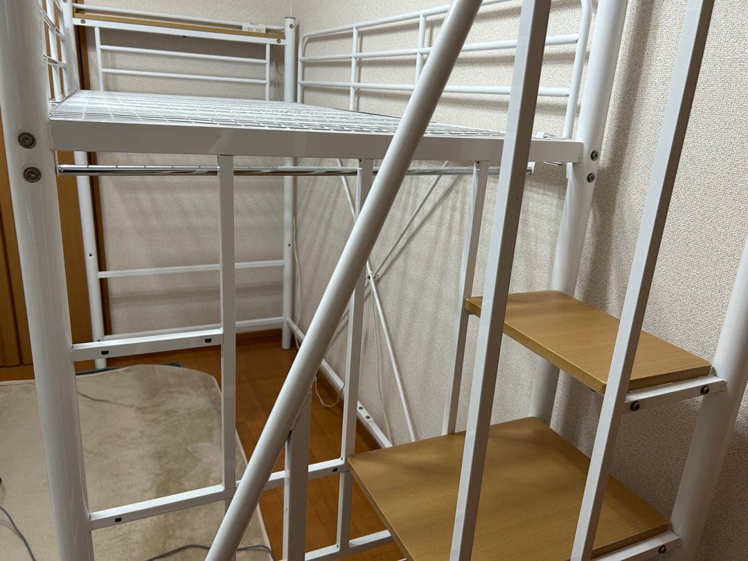 ホワイトロフトベッド スチール製 階段付き