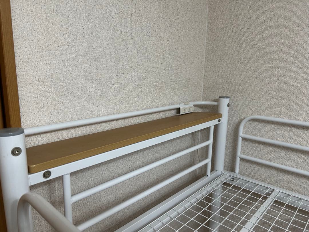 ホワイトロフトベッド スチール製 階段付き