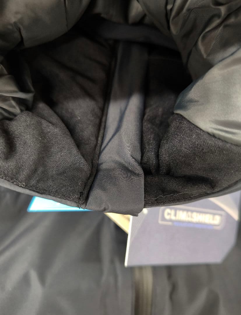 【新品タグ付き】tilak ティラック　スバルバードジャケット　最新モデル