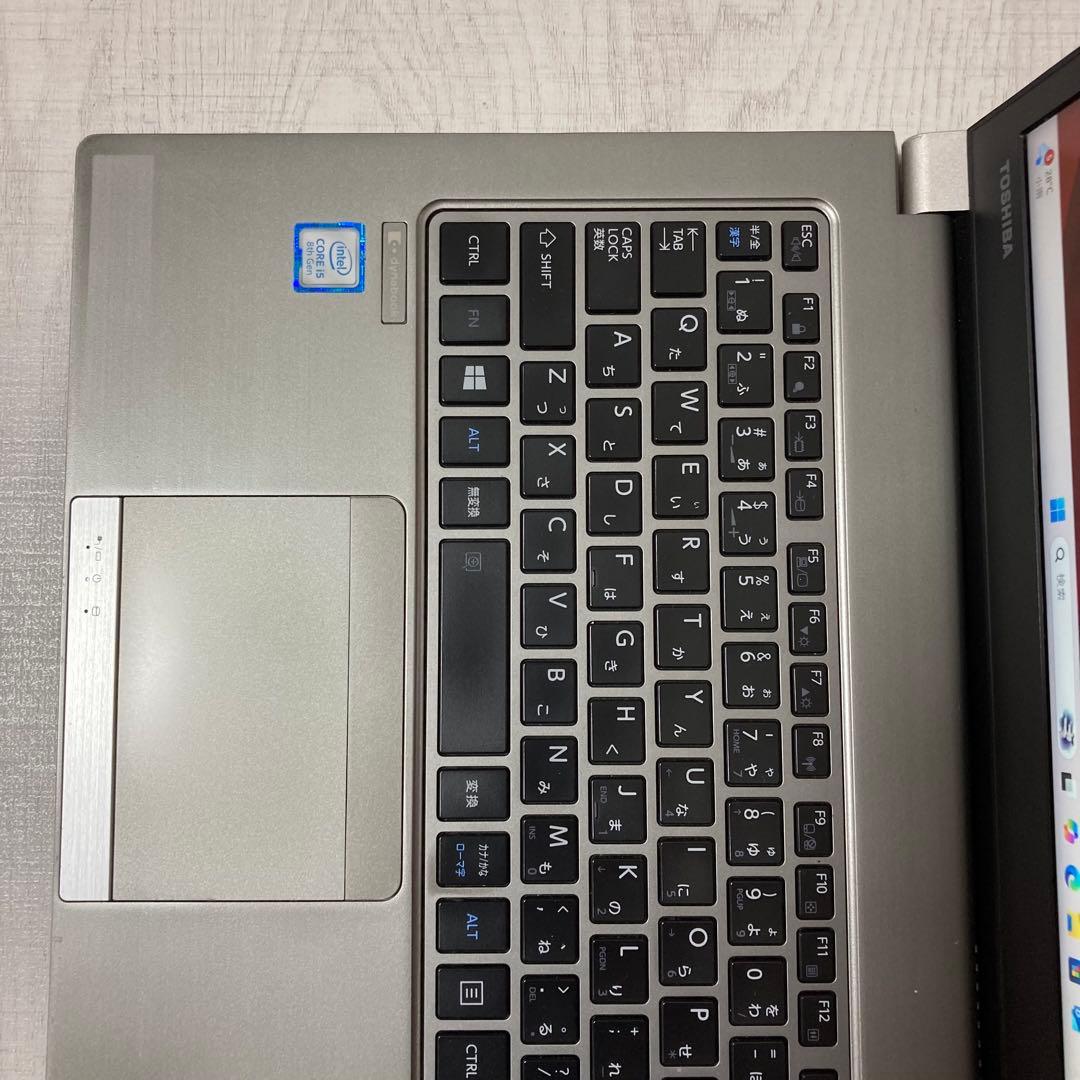 バッテリーOK R63/DN ノートパソコン　Win11 第8世代　512 16