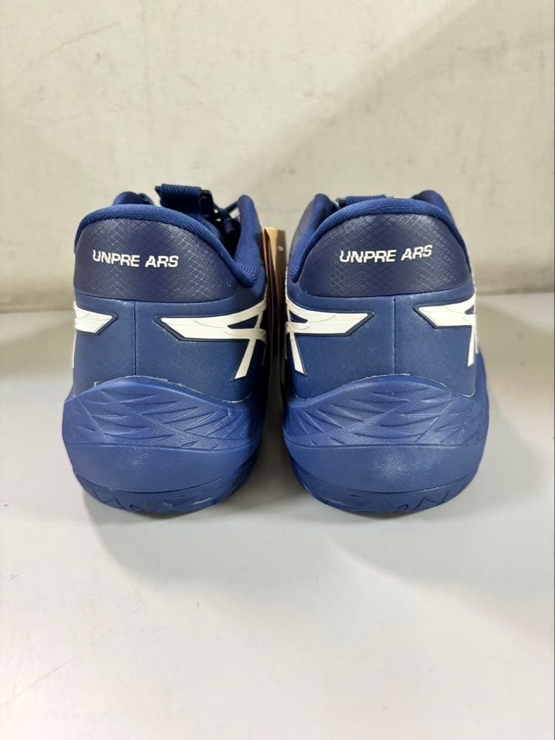 【お年玉価格】UNPRE ARS LOW 2 400カラー　26.0㎝