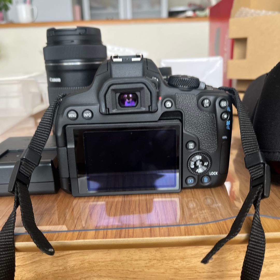 Canon EOS Kiss X10i ダブルズームキット