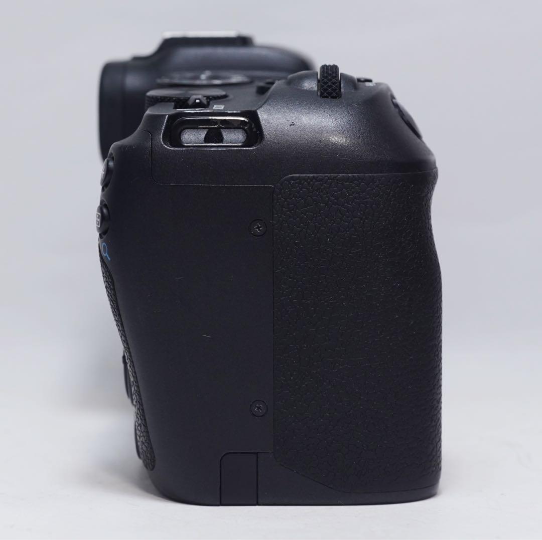 動作◎ 美品 Canon EOS RP ボディ ブラック