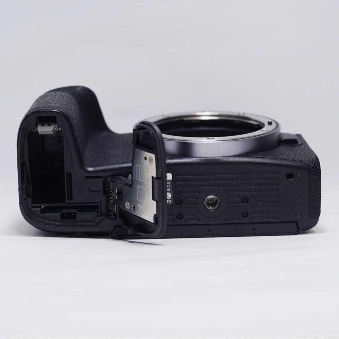 動作◎ 美品 Canon EOS RP ボディ ブラック