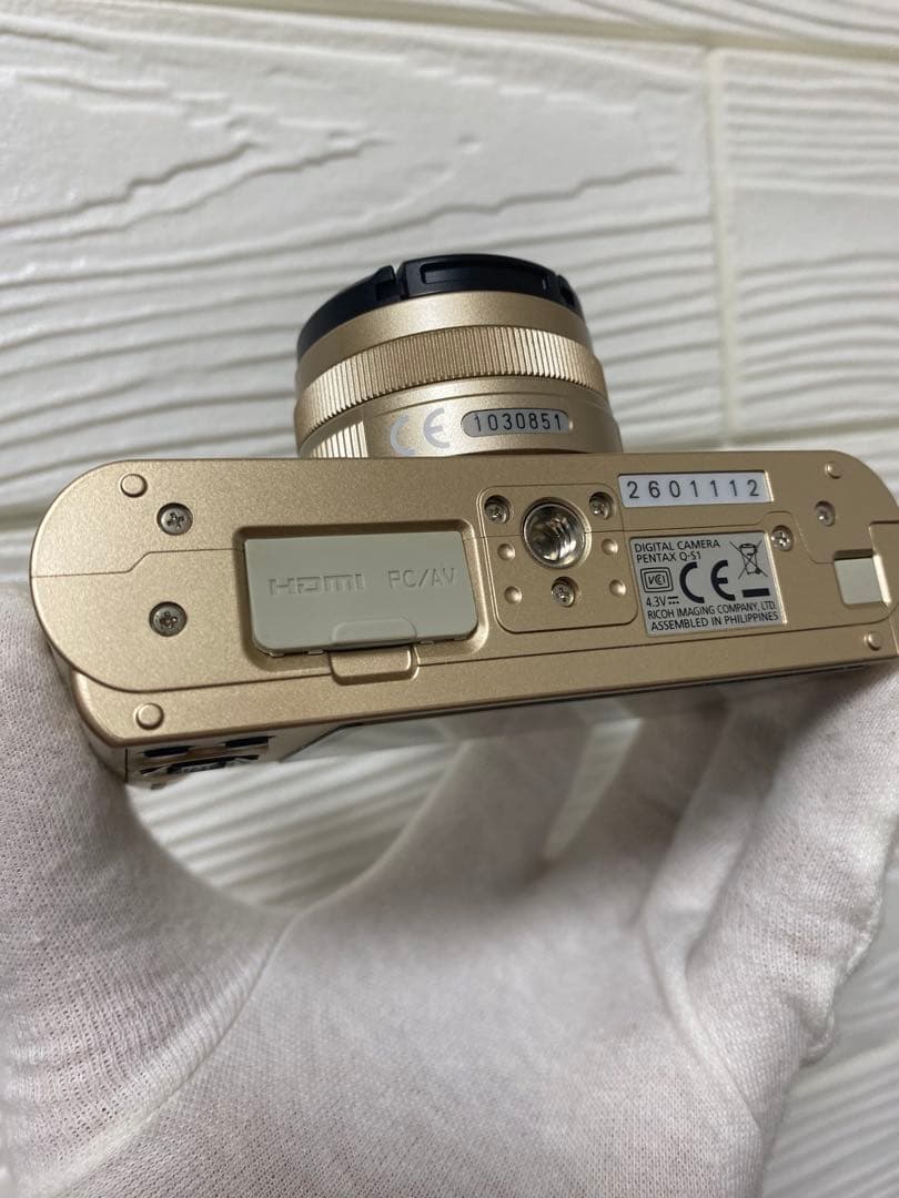 【美品】PENTAX ミラーレス一眼 Q-S1 ゴールド レザー