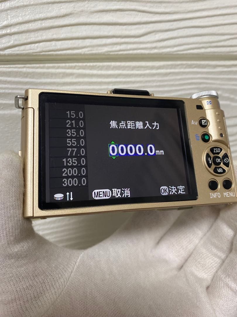 【美品】PENTAX ミラーレス一眼 Q-S1 ゴールド レザー