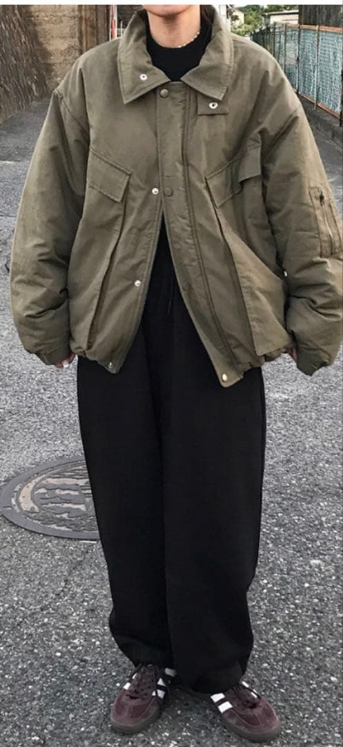 NUGU ワイドポケットミリタリーパディングジャケット　カーキ