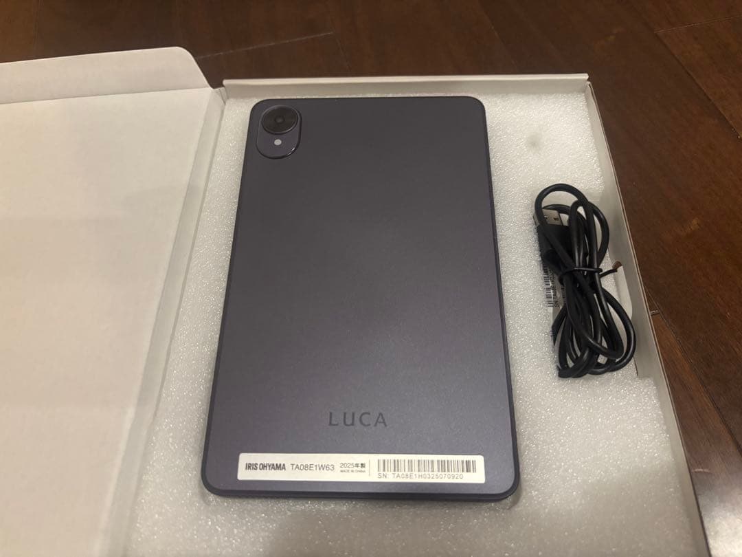 IRIS OHYAMA LUCA Tablet TA08E1W63-V1H 本体