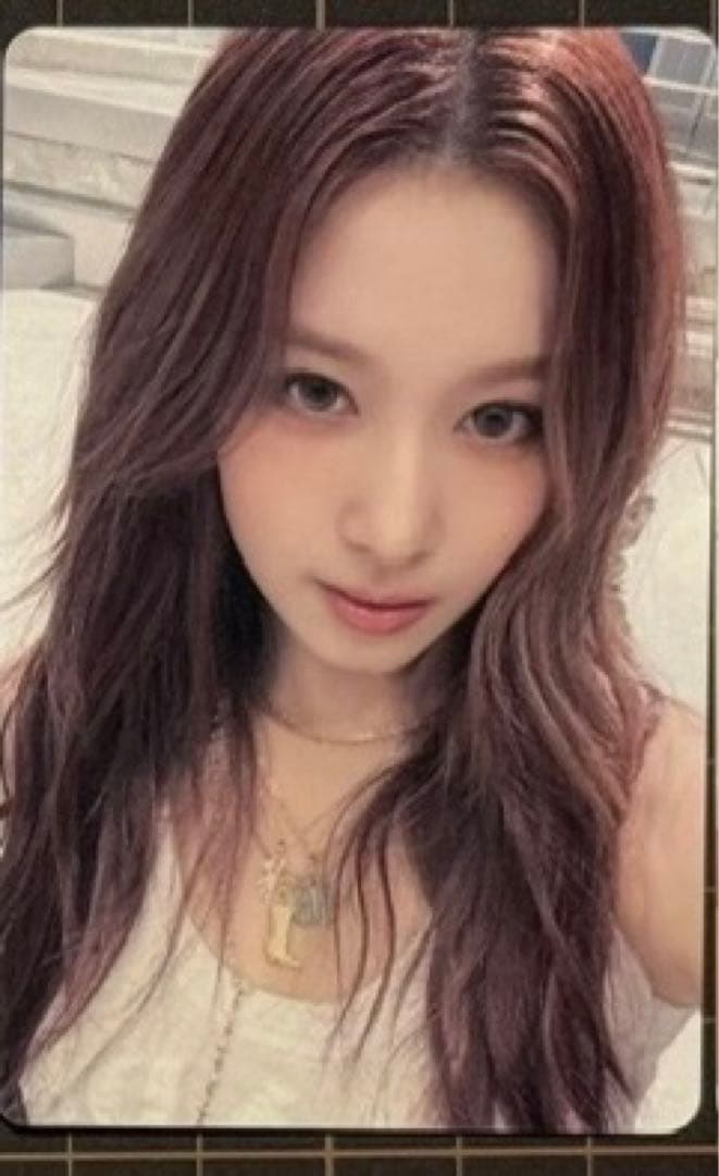 TWICE サナ THISISFOR 中国一直娱yizhiyu1.0トレカ