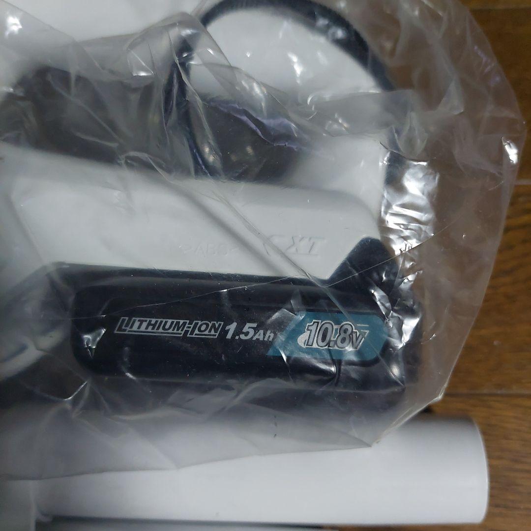 【B181】マキタ CL107FDSHW ハンディクリーナー 本体未使用