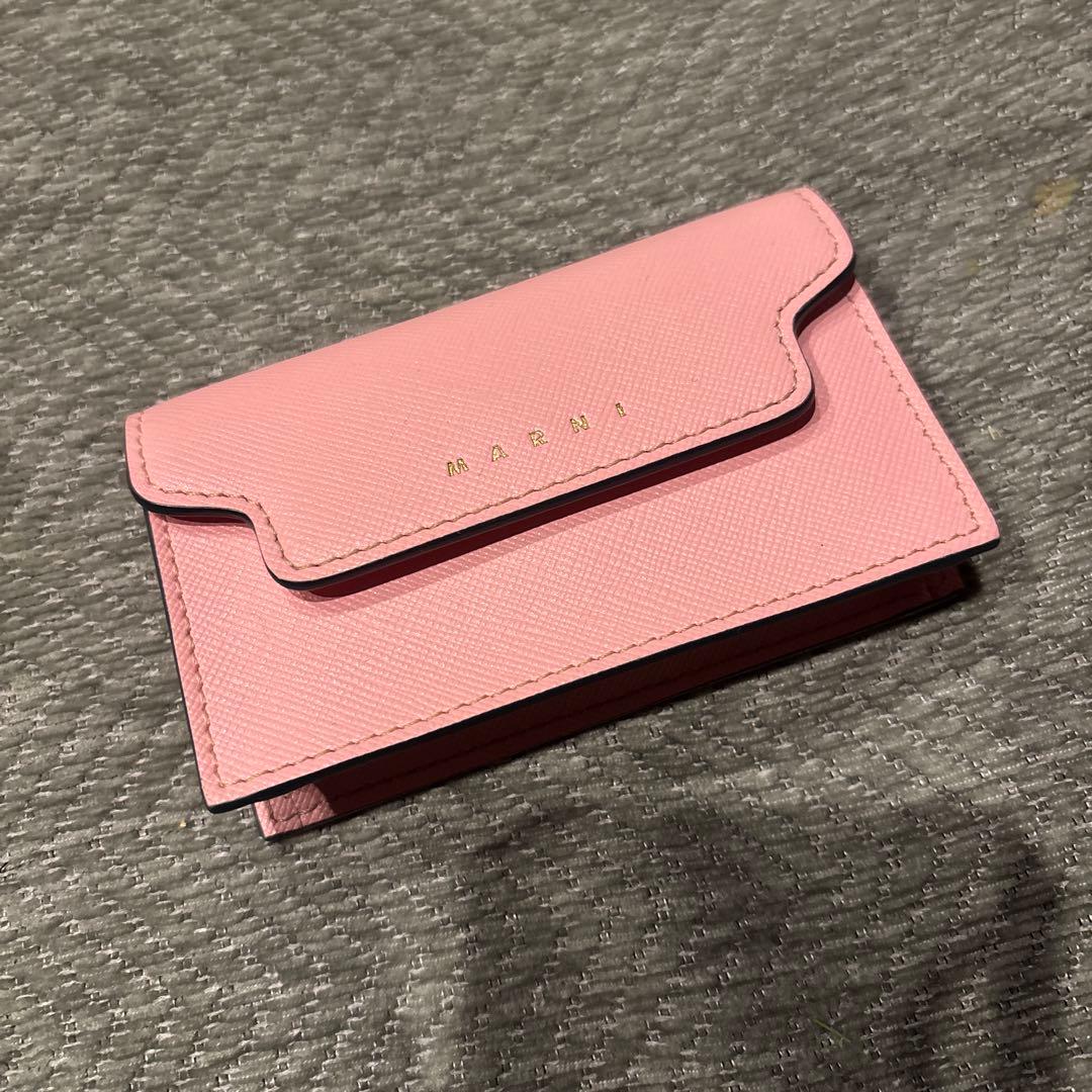 MARNI マルニ　ピンク 名刺入れ　新品同様