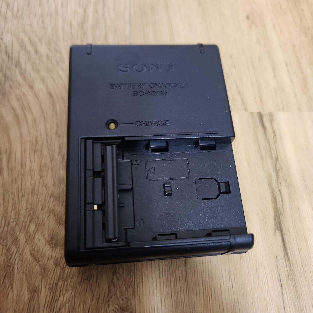 SONY α77 デジタル一眼レフカメラ AF50 mmキトレン付き