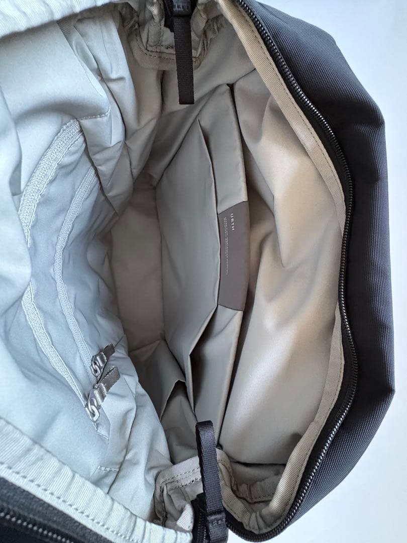 Urth / Arkose Tote アース　トート　カメラバッグ　Aer