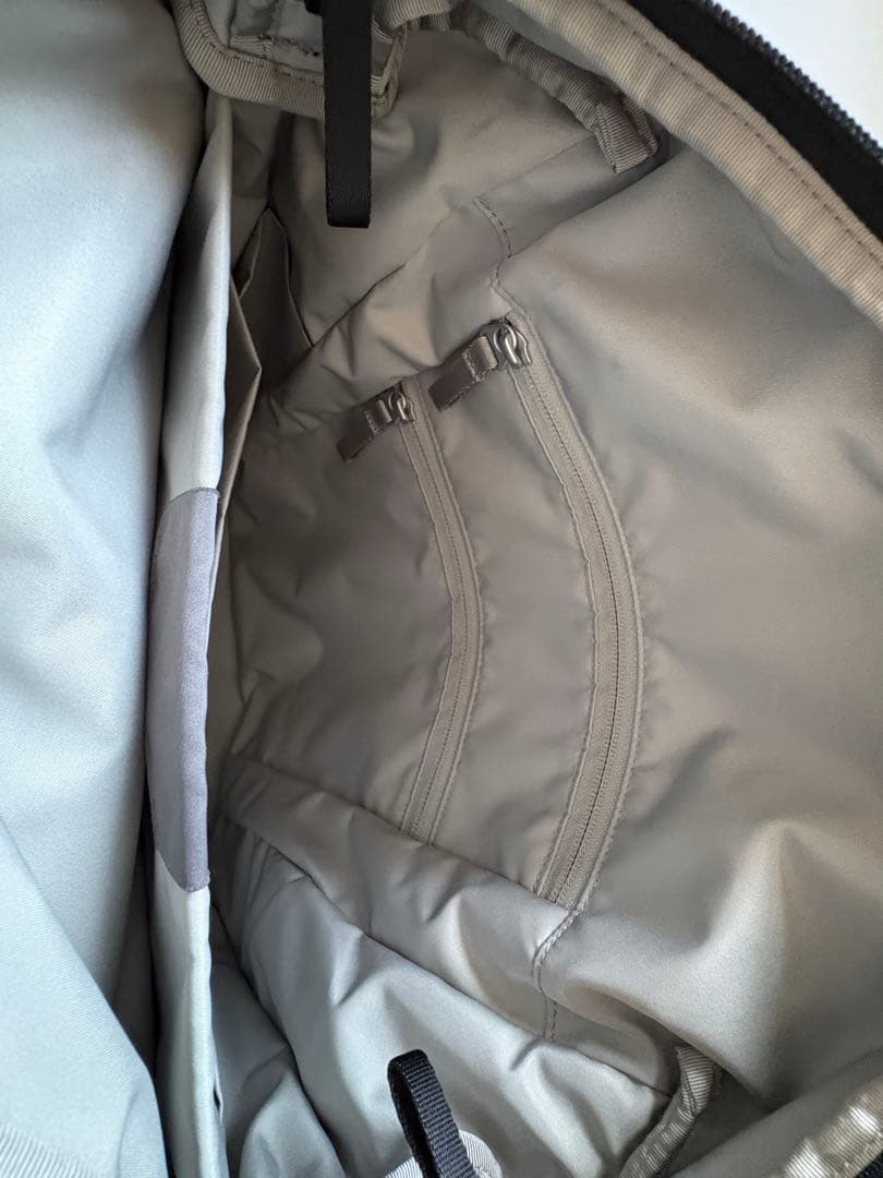 Urth / Arkose Tote アース　トート　カメラバッグ　Aer