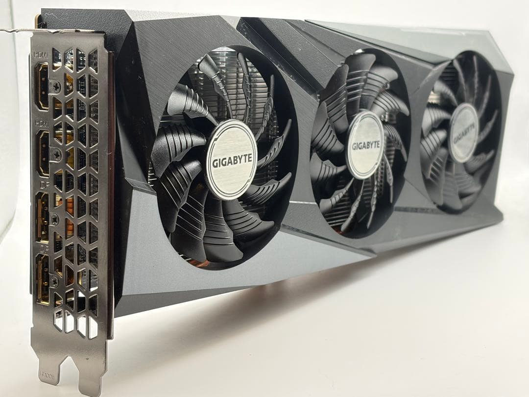 週末値下げ GIGABYTE Radeon RX 6600 XT 8GB