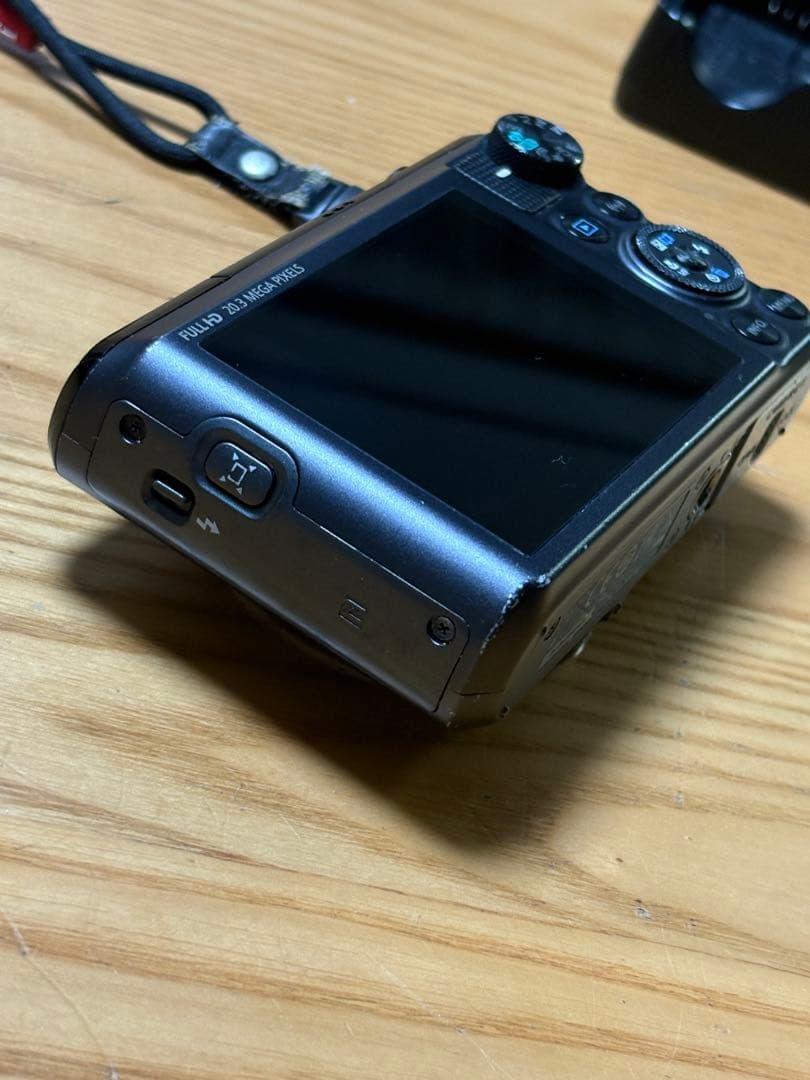 Canon PowerShot SX720 HS デジカメ　キャノン