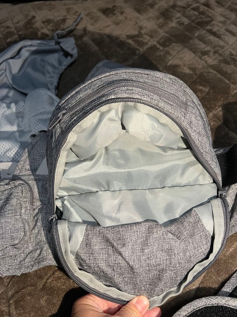 試着のみ！ナップナップ Tran ダブルショルダー ヒップシート 抱っこ紐 兼用