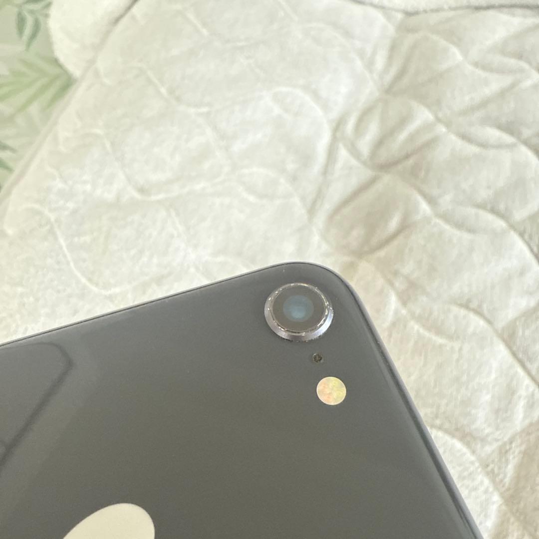 iphone8 64GB スペースグレイ