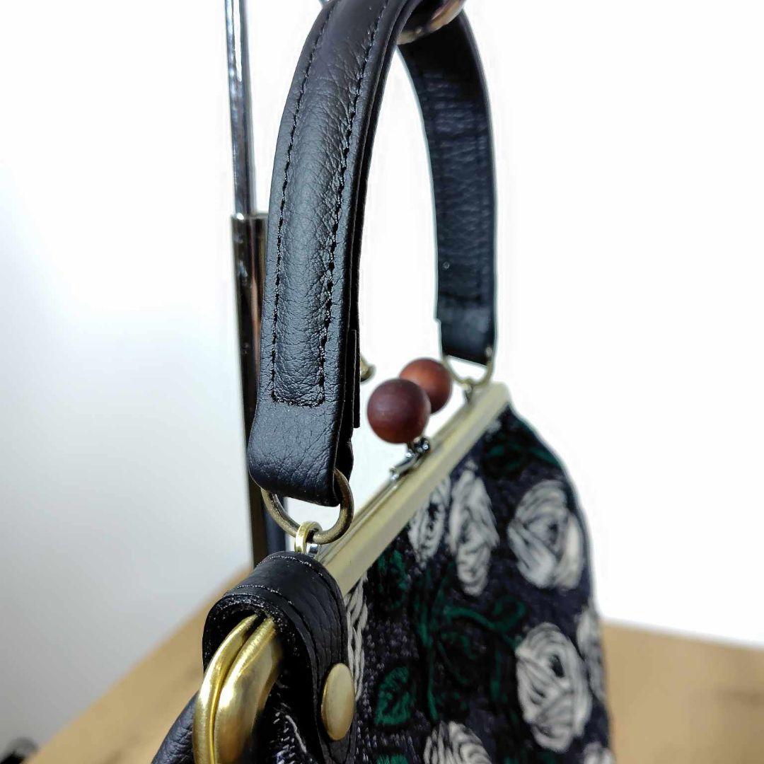 【専用】ミナペルホネン/rosyロージィーネイビー/木玉がま口ショルダー本