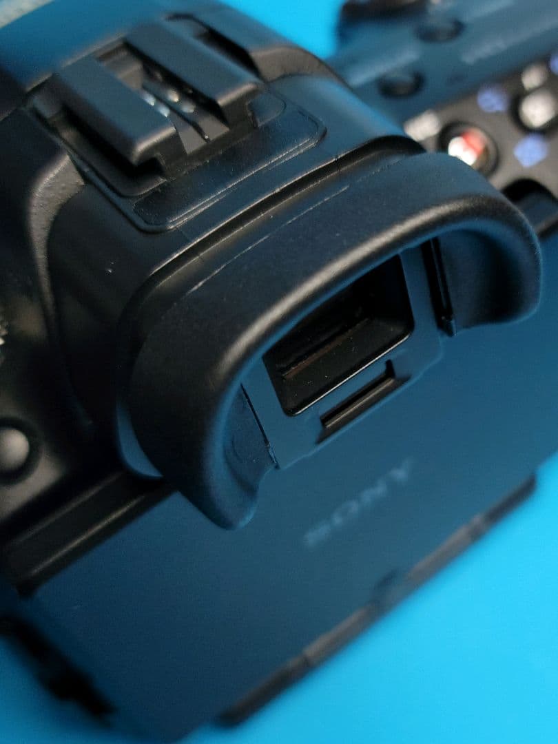 【完動美品】SONY α55 + DT 18-70mm