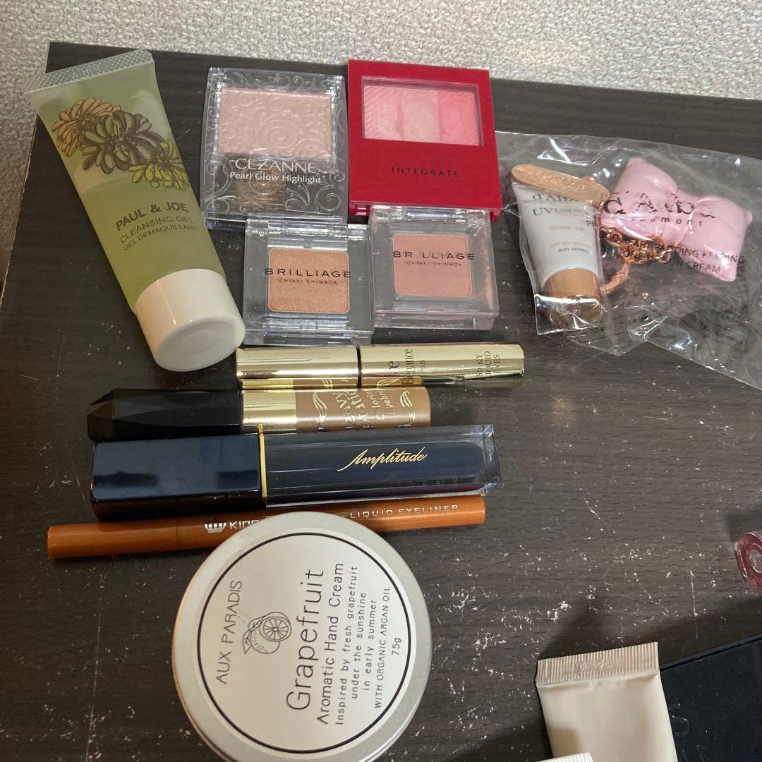 コスメまとめ売り