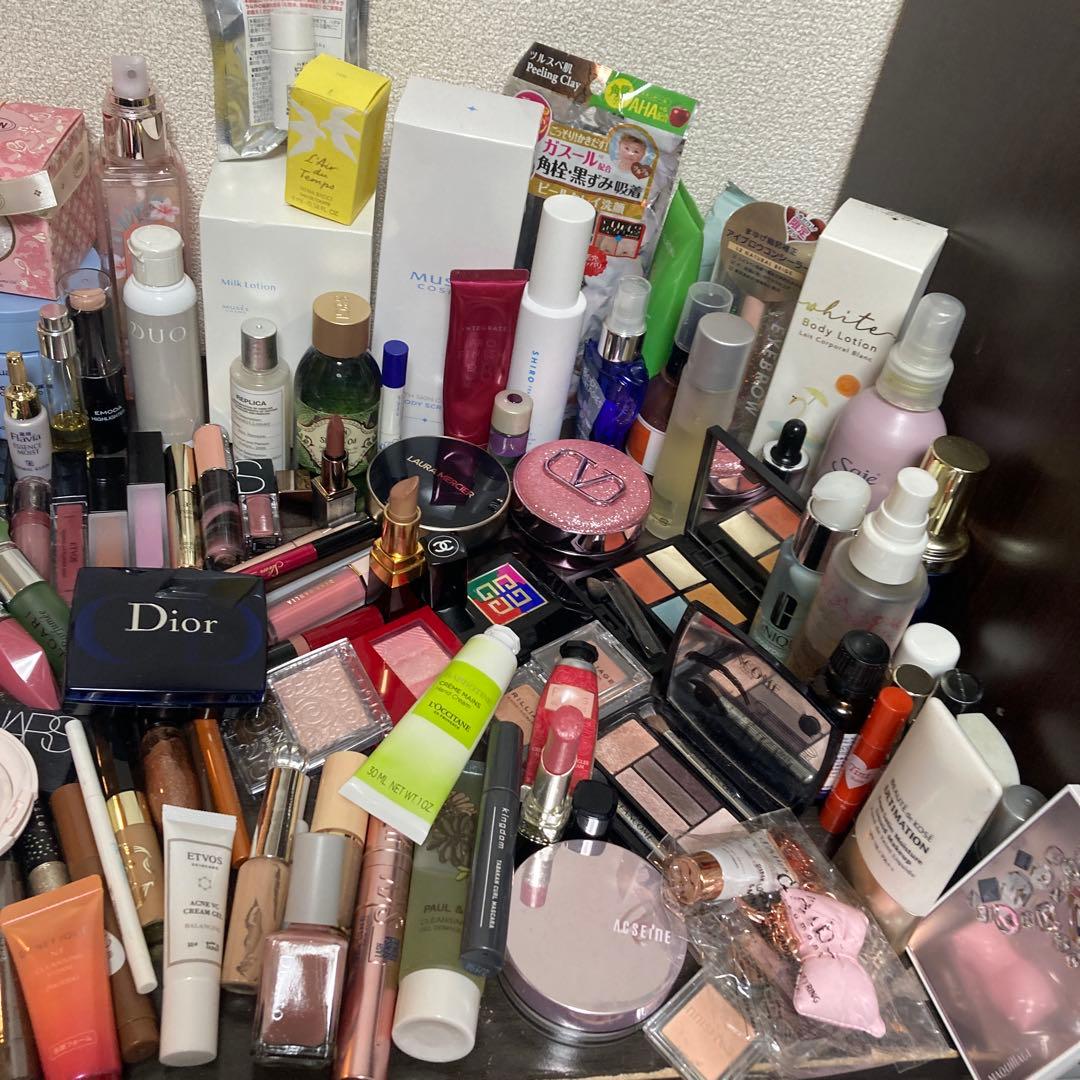 コスメまとめ売り