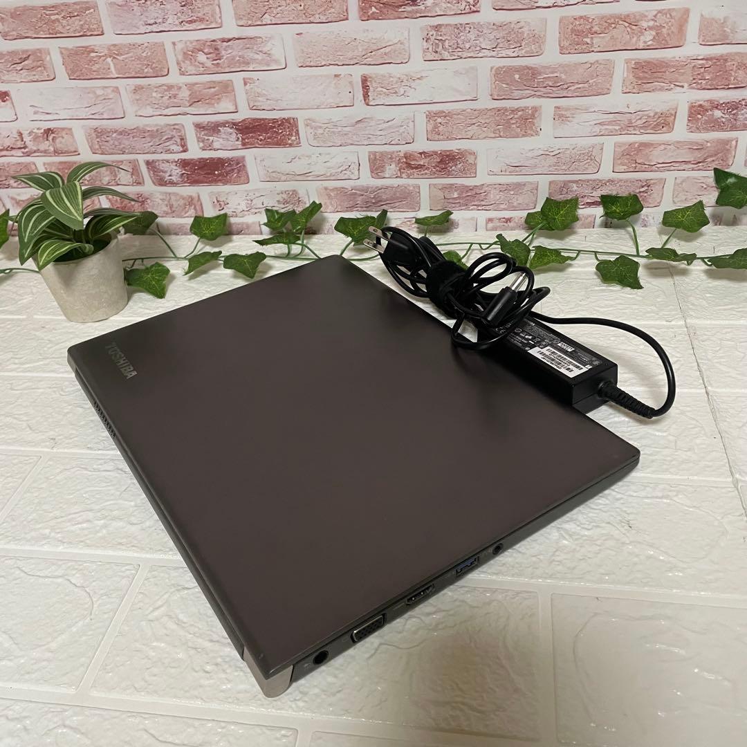 ★中古東芝パソコンSSD128GB メモリ8GB★R63/M ノートPC317