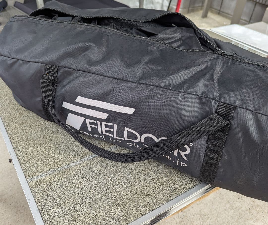 FIELD DOOR 2.5×2.5タープ　ワンタッチ