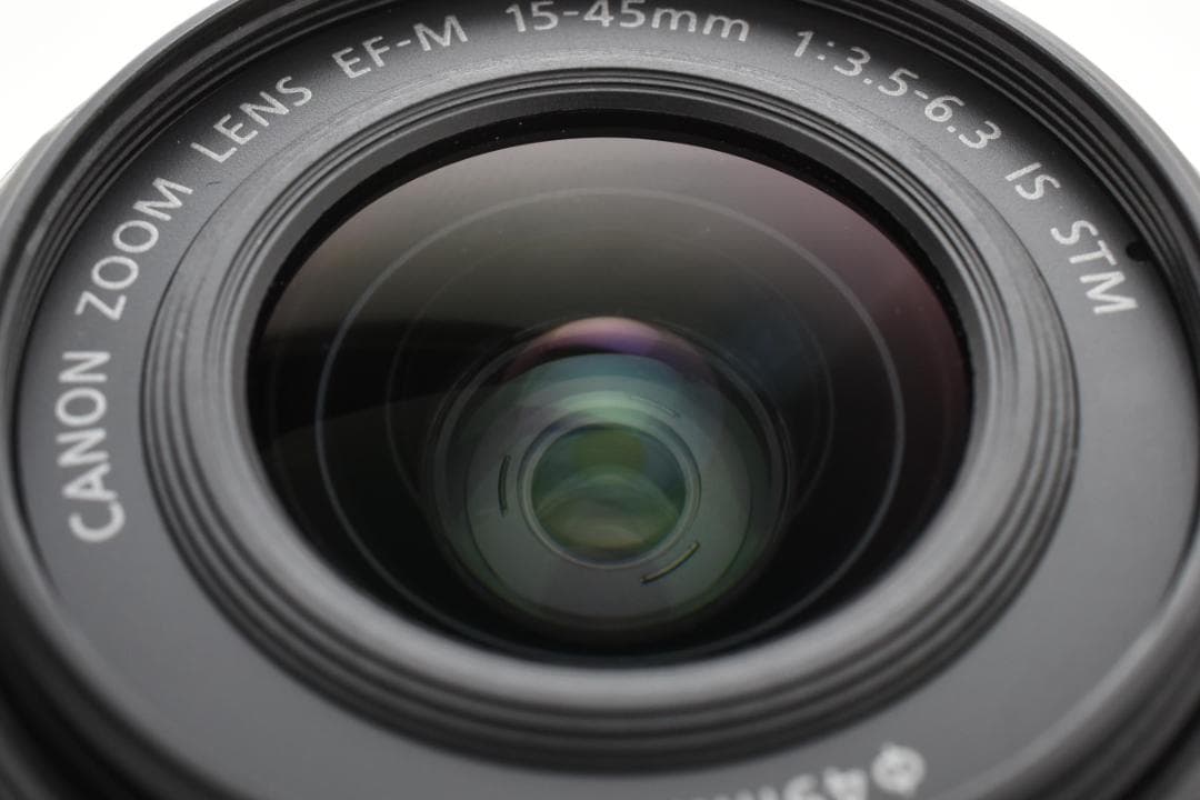 Canon EOS M50(海外品番）Kiss M 同等