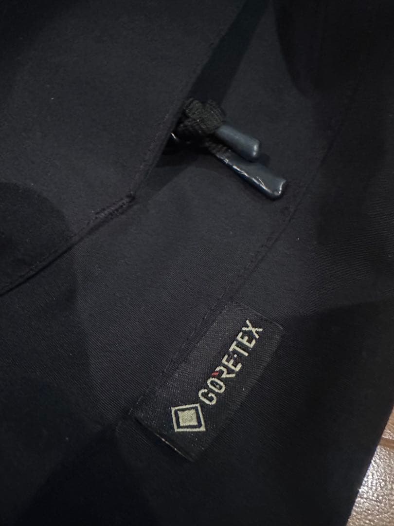 VOLCOM ボルコム L GORE-TEX JACKET 黒 Mサイズ