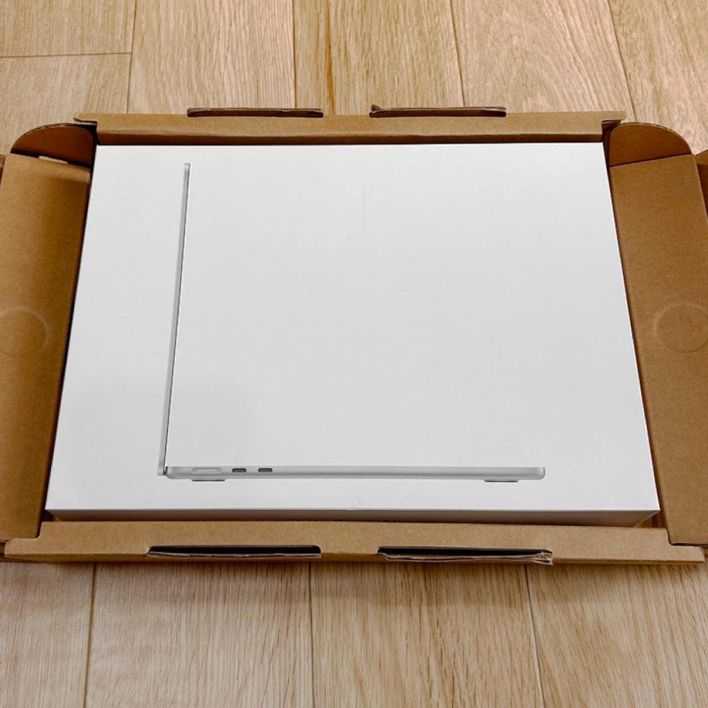 MacBook Air M4 13インチ 32GB 1TB 超美品 シルバー
