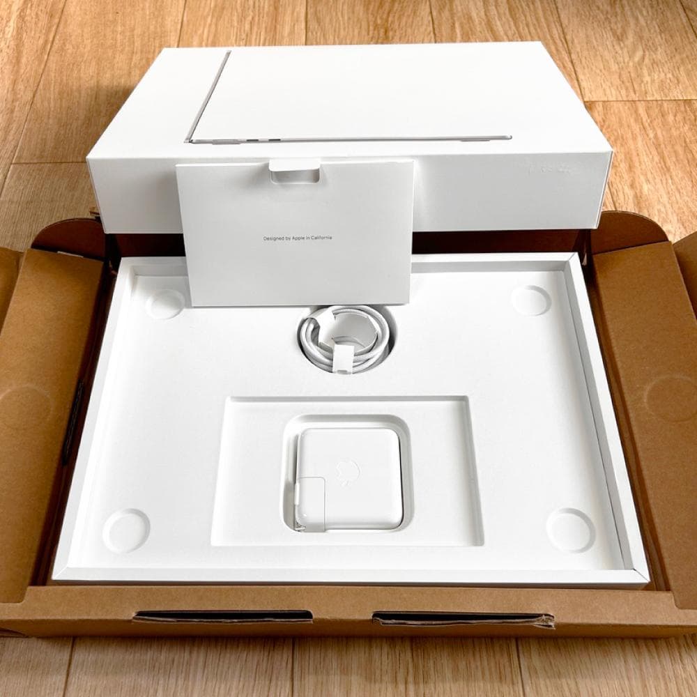 MacBook Air M4 13インチ 32GB 1TB 超美品 シルバー