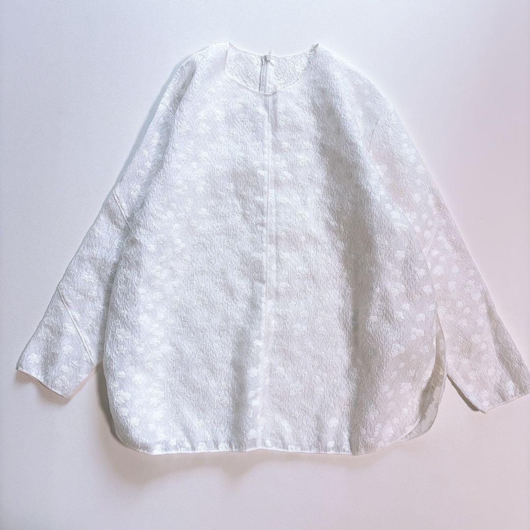 10ki_4145　hyeon ヘヨン　シアージャガードブラウス　ホワイト