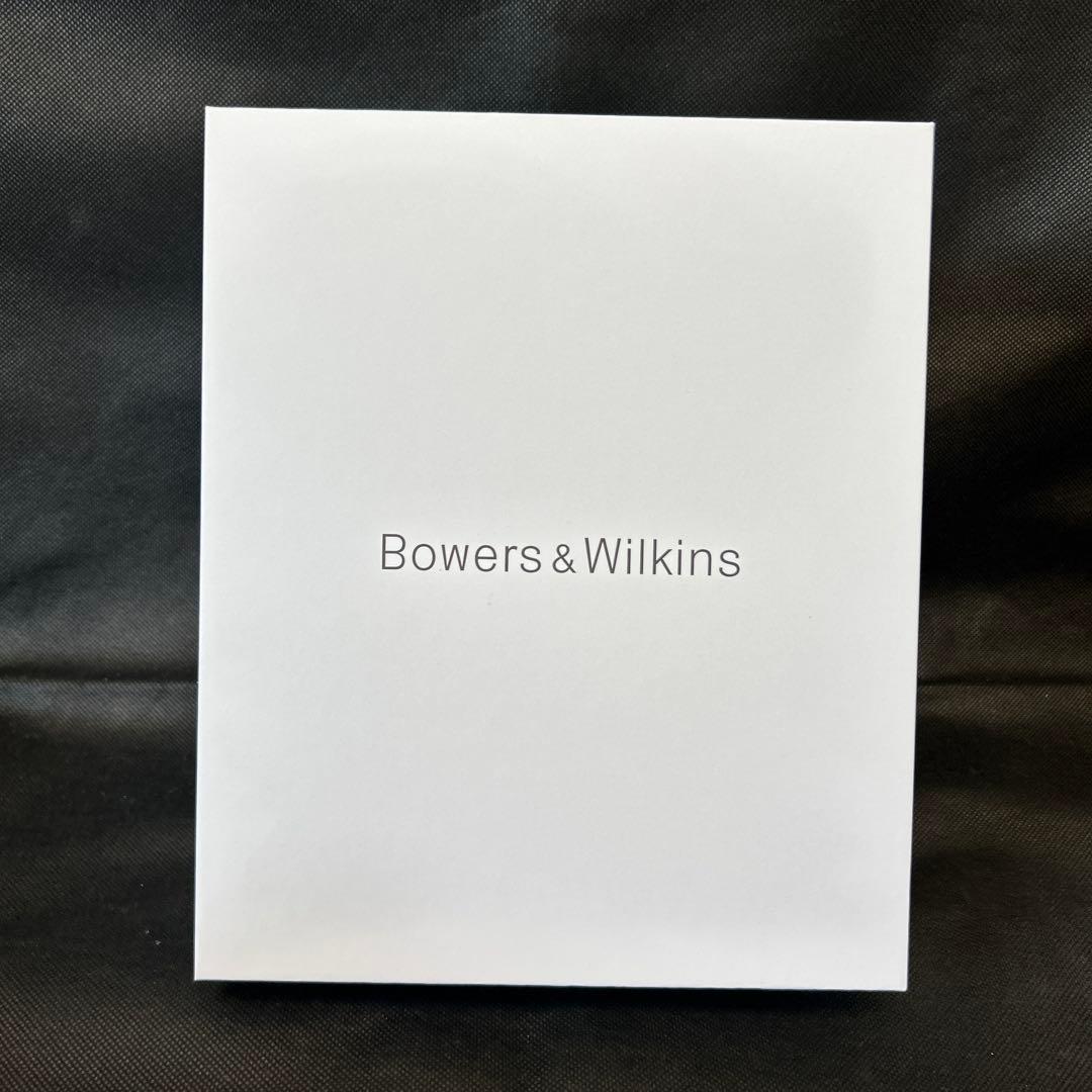 Bowers & Wilkins Px8 ワイヤレスヘッドホン