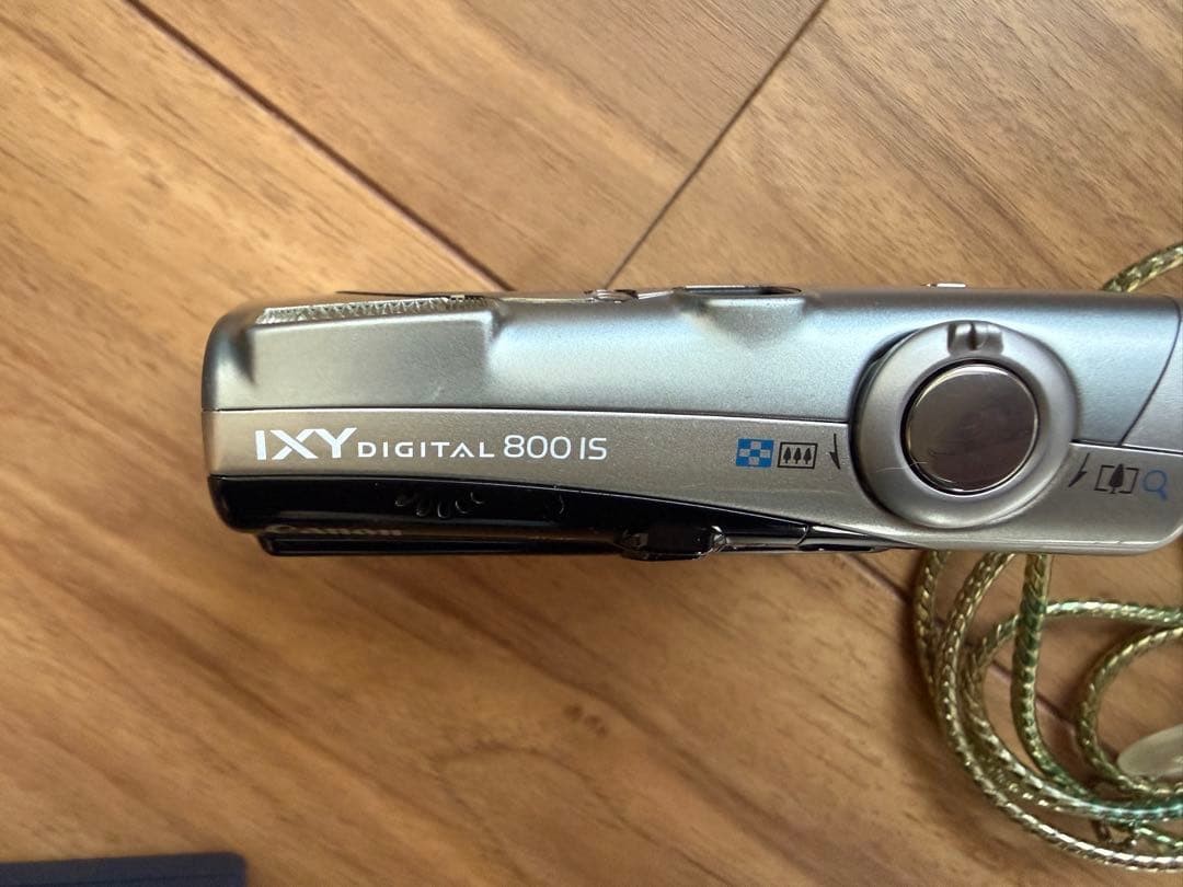 Canon IXY DIGITAL 800 IS コンパクトデジタルカメラ