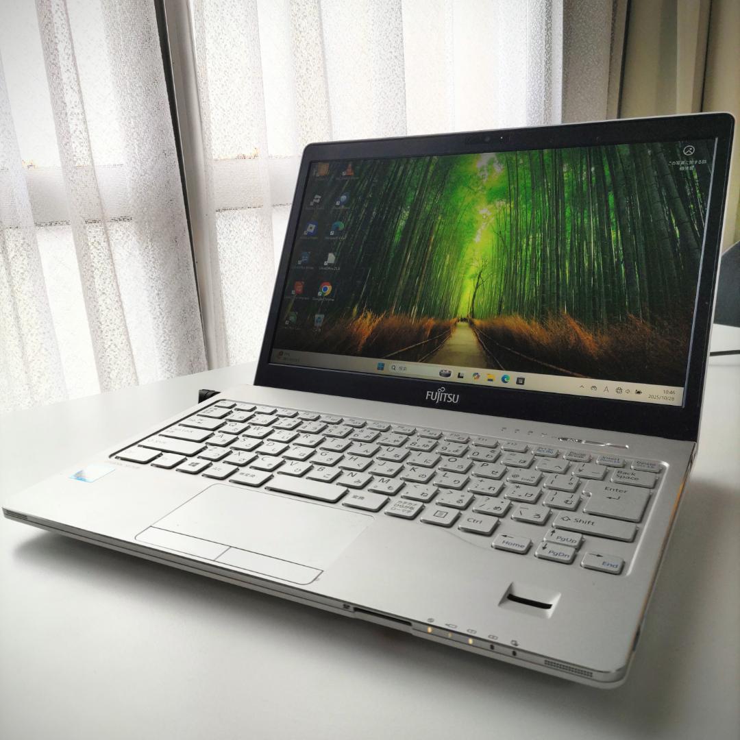 ノートパソコン 富士通 Lifebook SH75/B1
