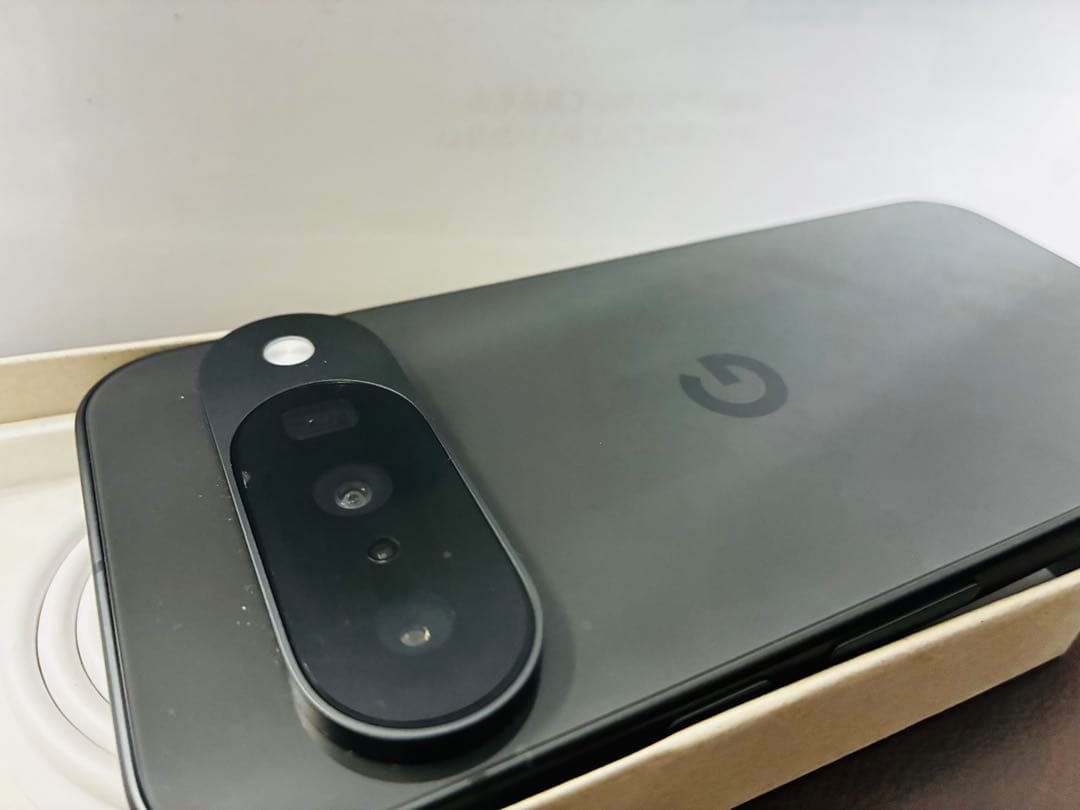 【超美品】Google Pixel10 256GB Obsidian 本体