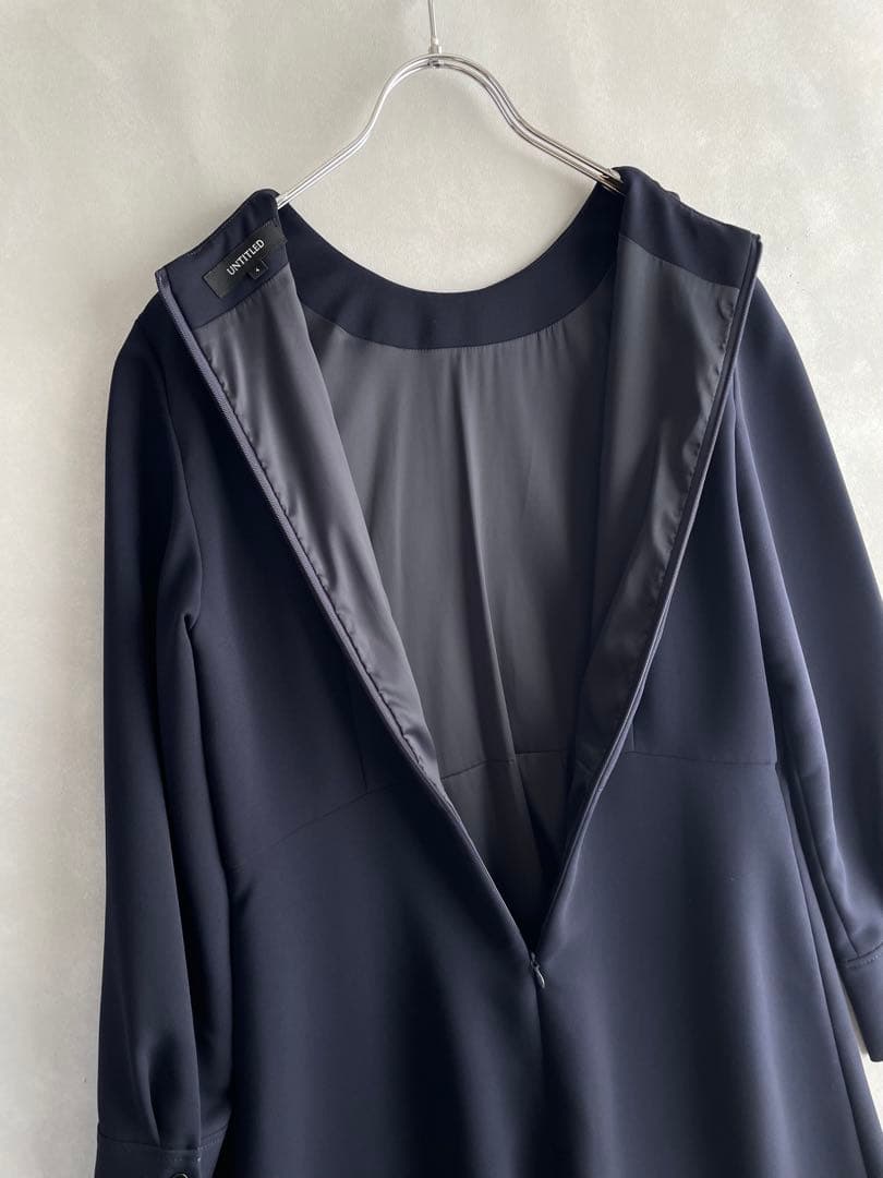 美品✨アンタイトル　LLサイズ 4 ジョーゼット　膝下ワンピース　紺 洗える