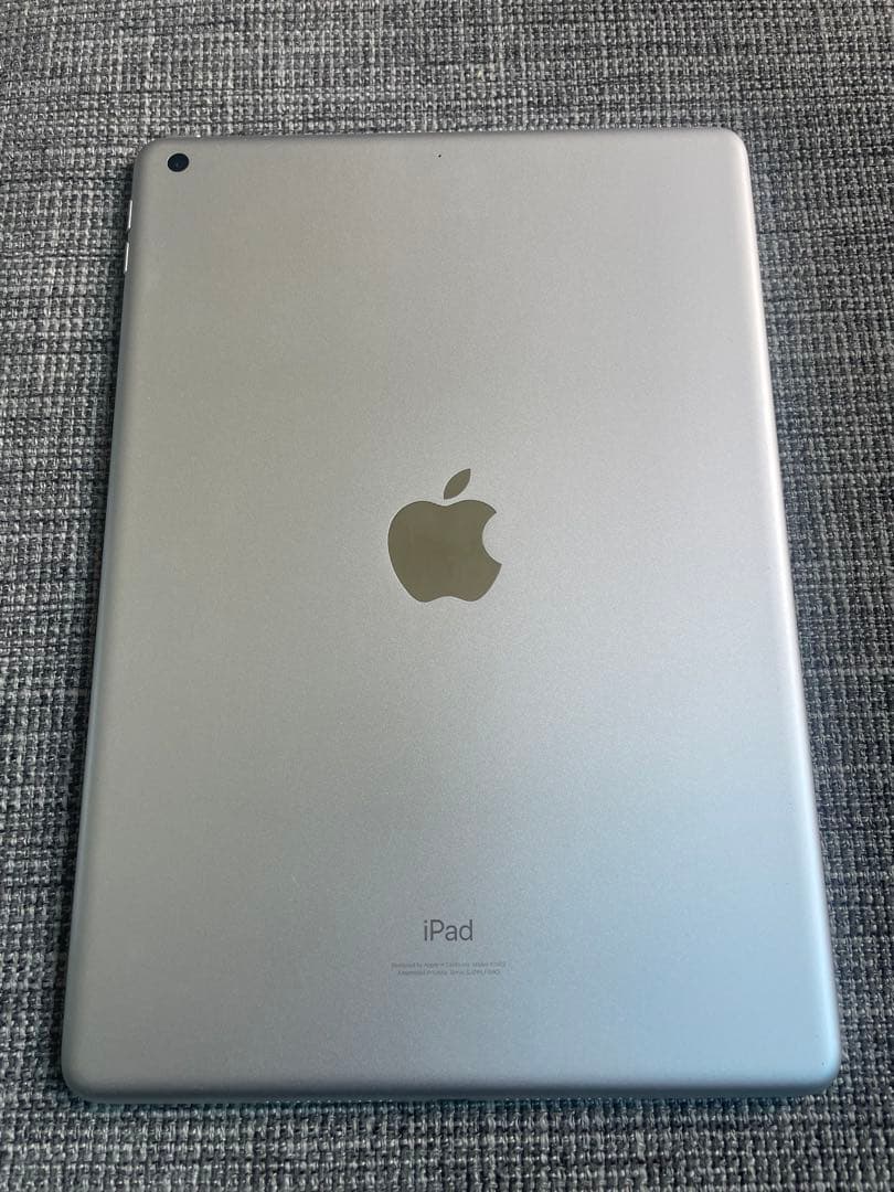 iPad 第9世代 本体　64GB wifiモデル シルバー