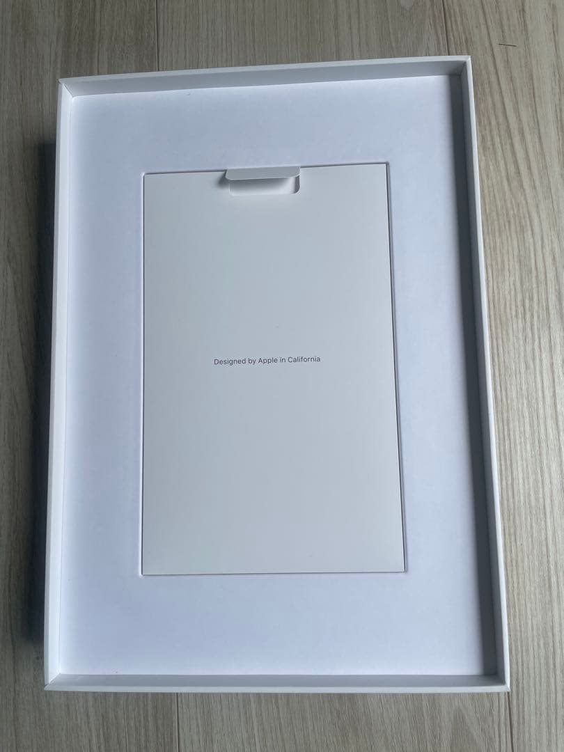 iPad 第9世代 本体　64GB wifiモデル シルバー