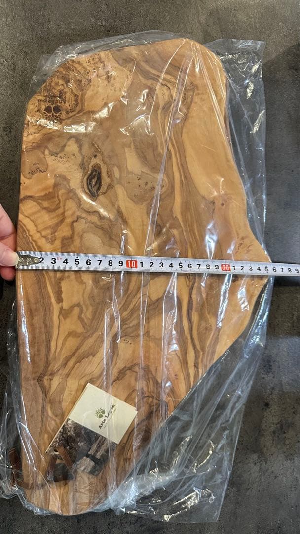 アルテレニョ ナチュラルカッティングボード オリーブウッド 刻印タグあり