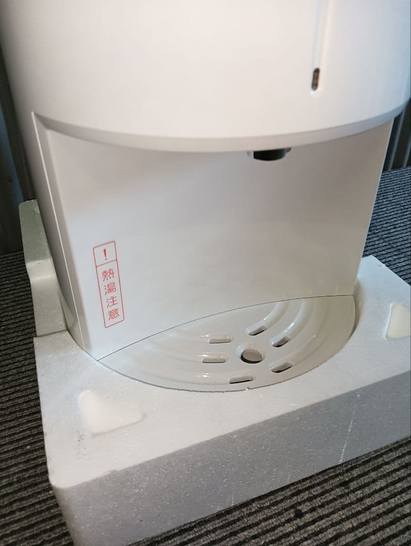 FRECIOUS dewo mini 卓上型ウォーターサーバー ホワイト 未使用