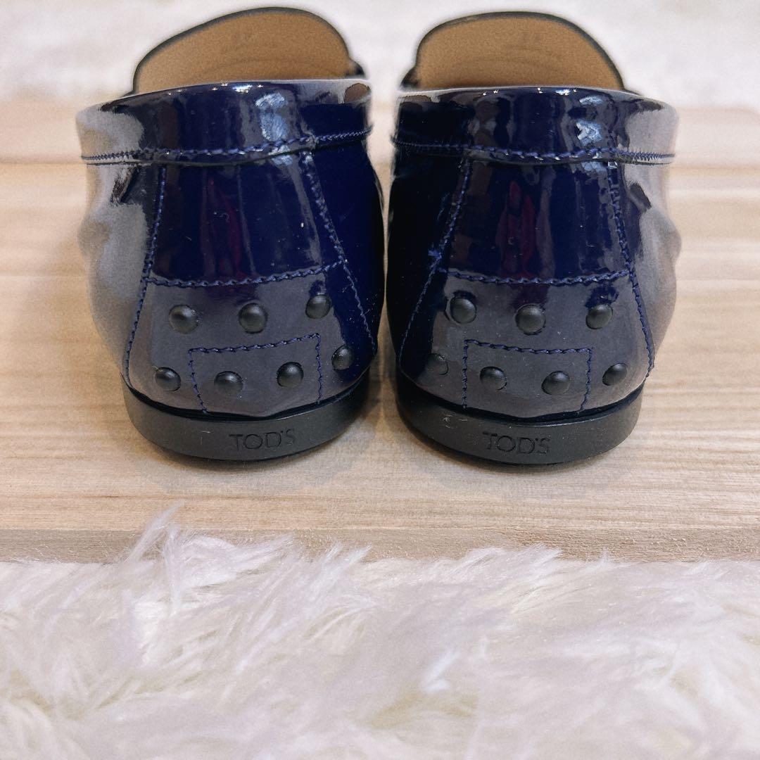 TOD’S トッズ ローファー パテント ロゴ刻印　24cm ネイビー
